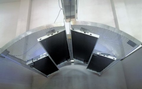 Solarium In Acciaio Inox con Pannelli Infrarossi  a Basso Consumo Energetico BLU-FLOW